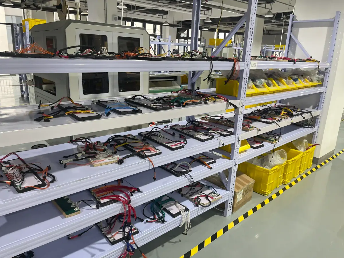 SSLBATT battery accessory integration in an industrial production line